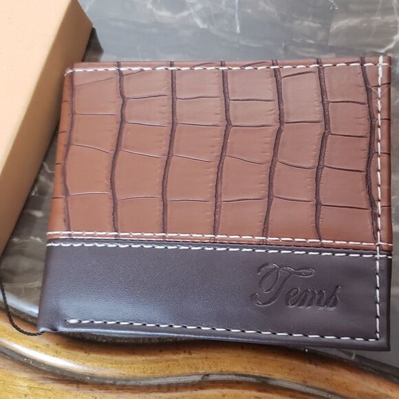 Brown Vegan leather croc design embossed - Picture 4 of 7